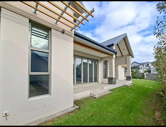 4 BEDROOM HOUSE FOR SALE IN KINGSWOOD GOLF ESTATE